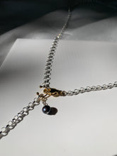 Load image into Gallery viewer, Sterling Silver Clover Necklace with Black Pearl

