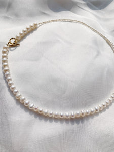 Gradation Pearl Necklace