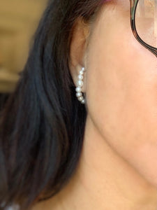 Bow Pearl Earring