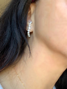 Bow Pearl Earring