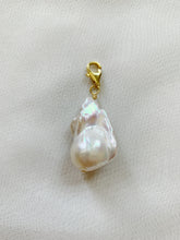 Load image into Gallery viewer, Popcorn Baroque Pearl Pendant
